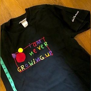 Walt Disney World Adult Medium T-shirt “I am never growing up”